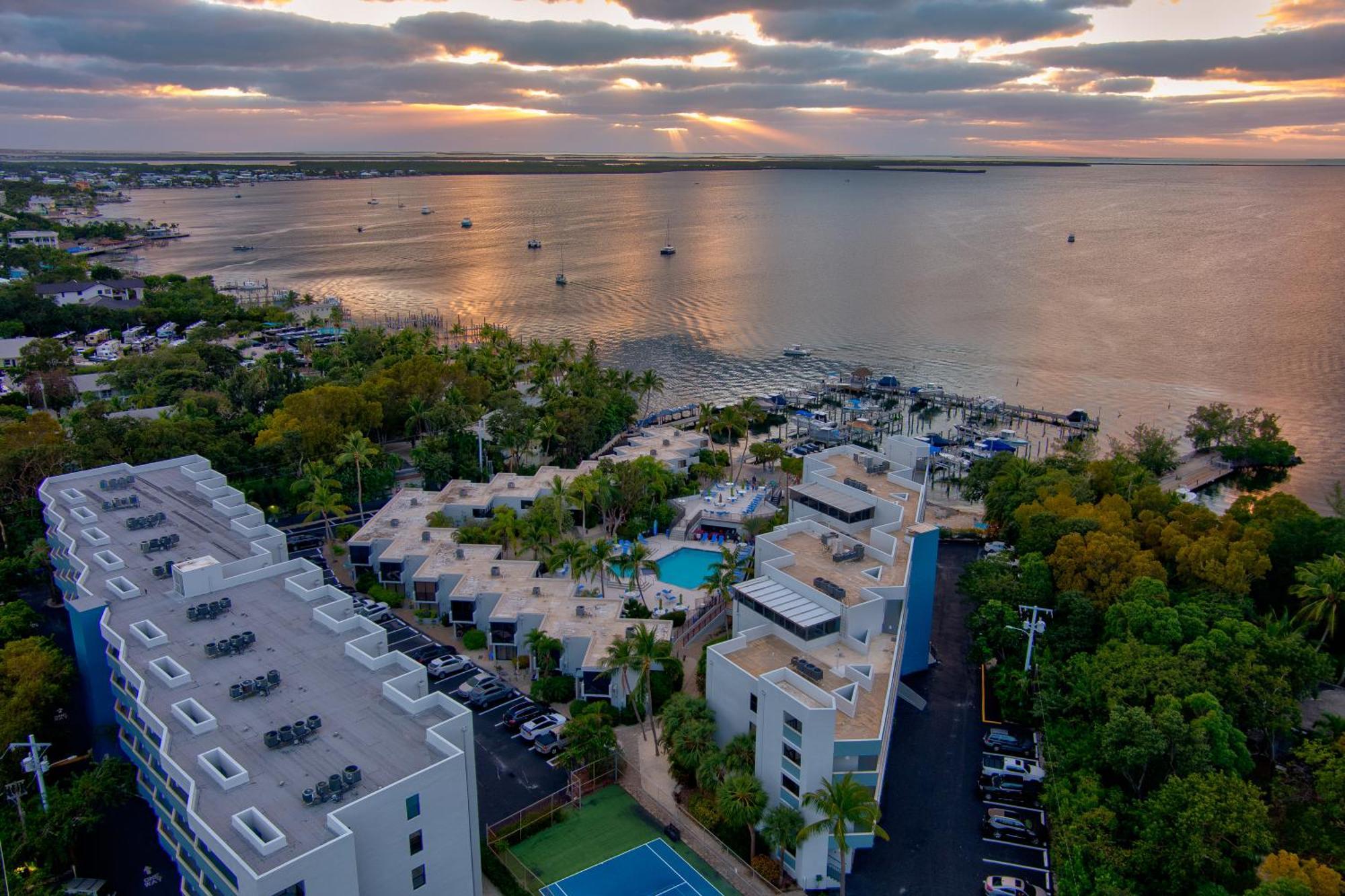 الشقق الفندقية 2Br In Key Largo W Pool And Sunset Views المظهر الخارجي الصورة